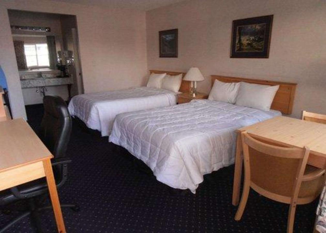 Econo Lodge Inn & Suites Central Medford Ngoại thất bức ảnh